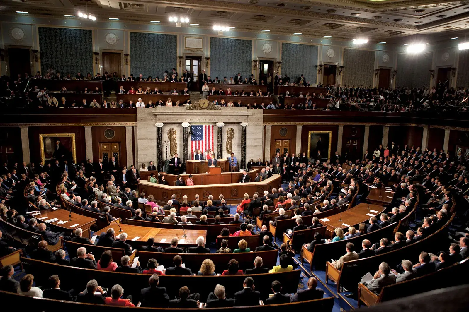 Bipartisan Legislation Strengthens Alzheimer’s Public Health Infrastructure